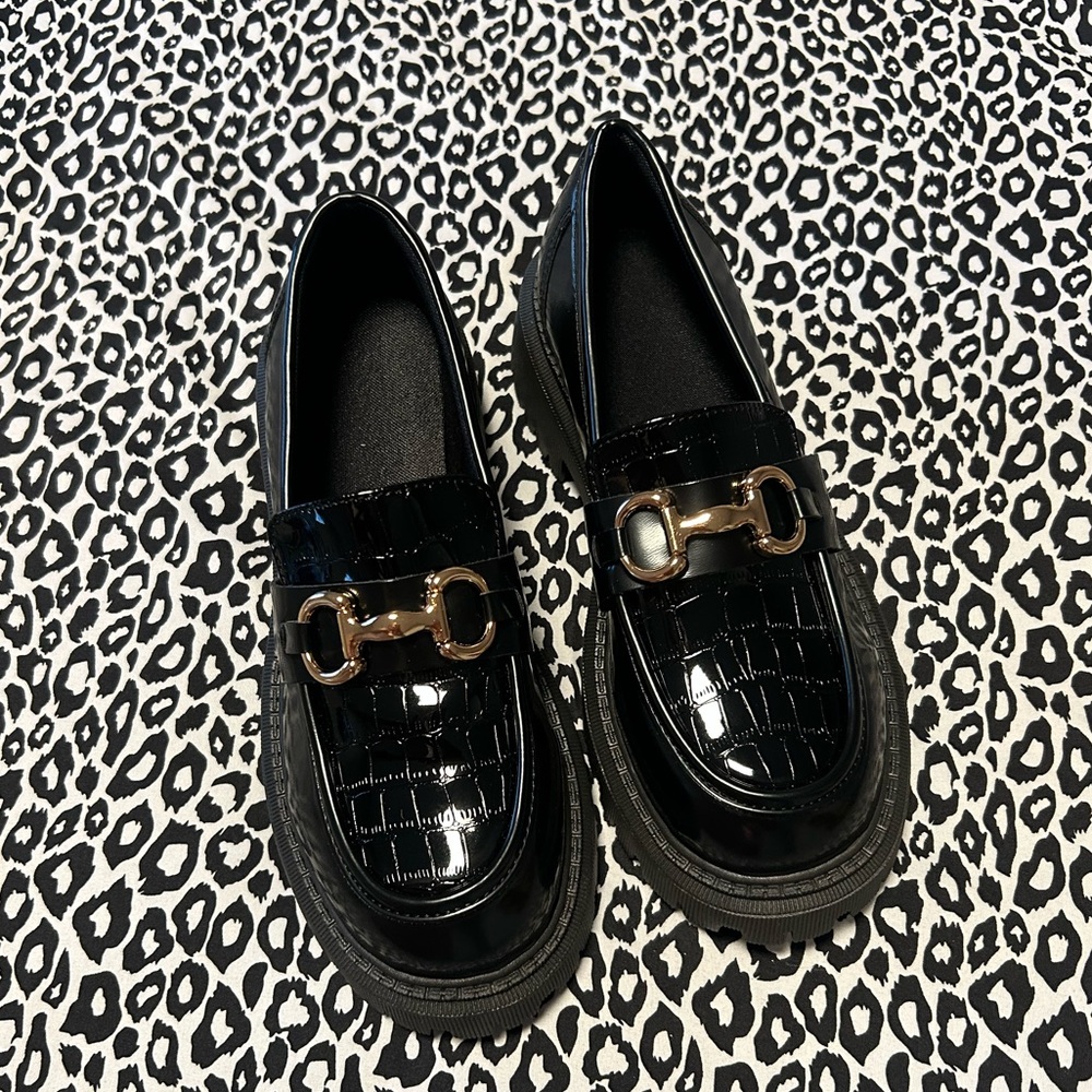 Loafers - Picture 2 of 3